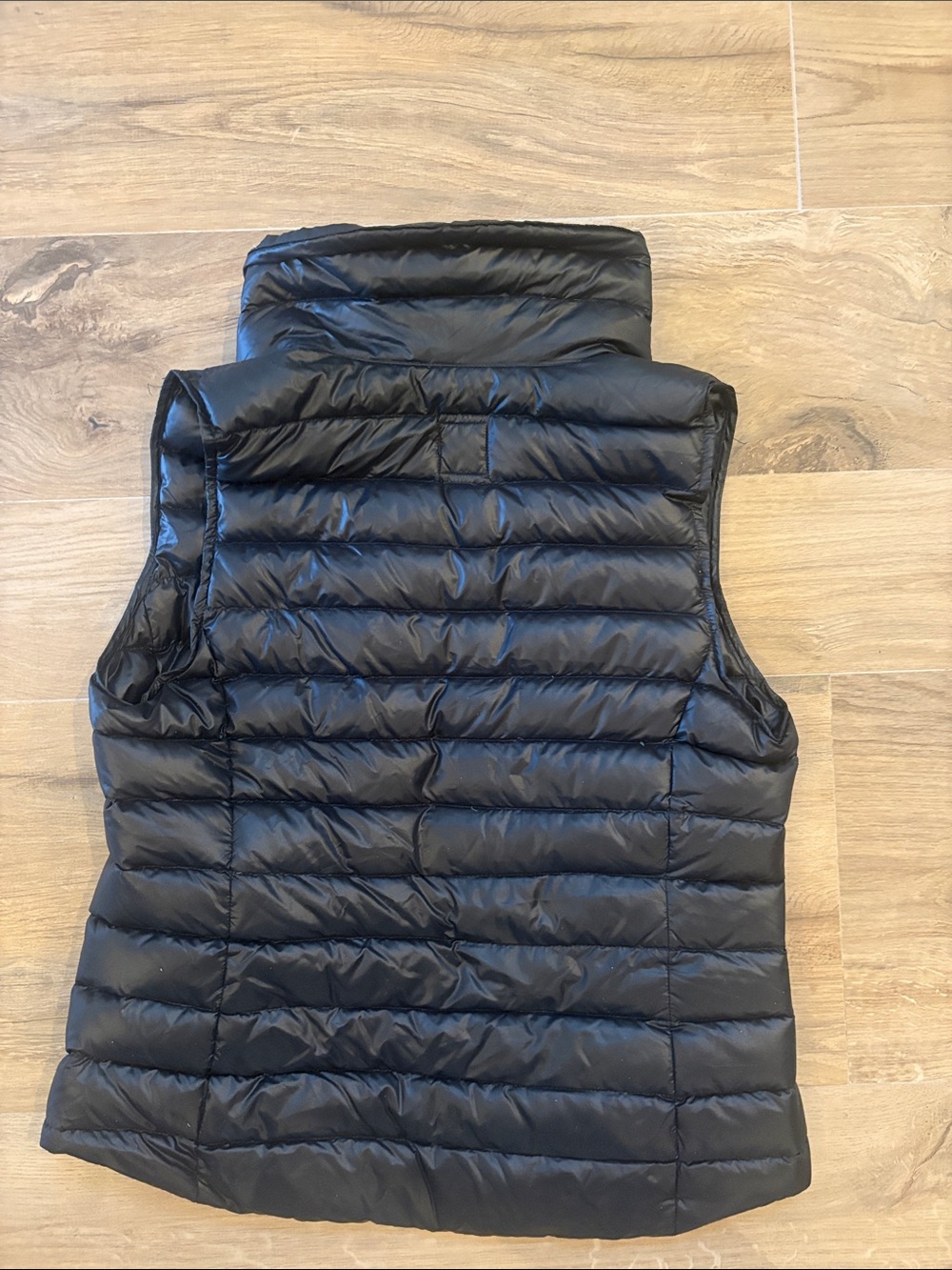 GAP Black Quilted Puffer Vest with High Collar - Picture 2 of 3